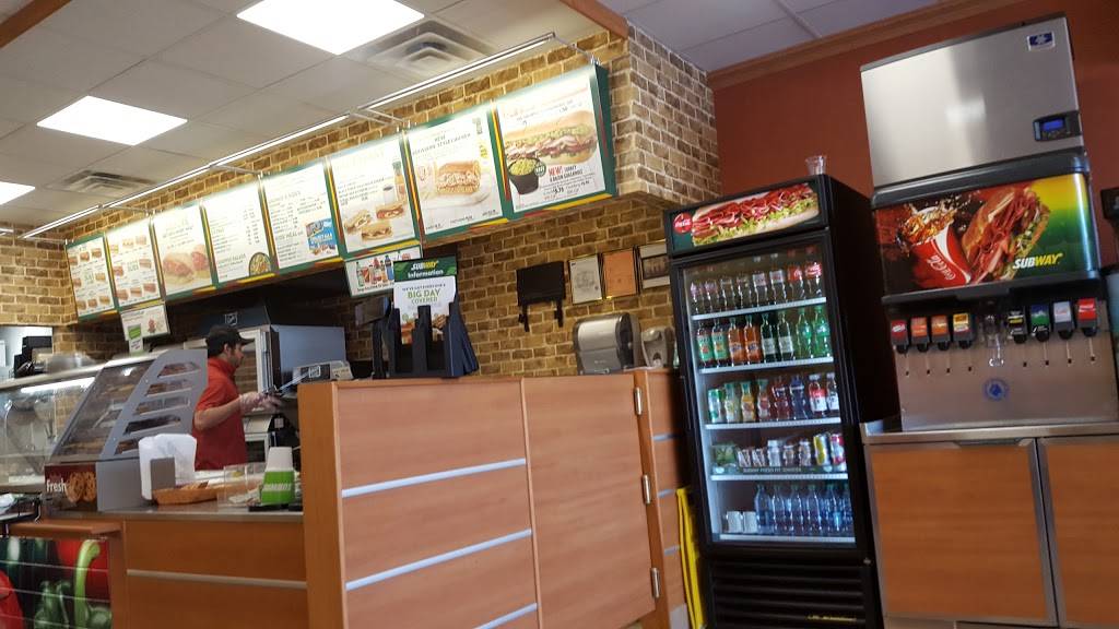Subway | restaurant | 25-27 Parsons Blvd, Flushing, NY 11354, USA | 7183533100 OR +1 718-353-3100