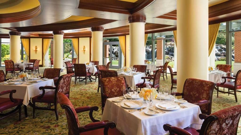 Hamptons | restaurant | 2 Dole Dr, Westlake Village, CA 91362, USA | 8185753000 OR +1 818-575-3000
