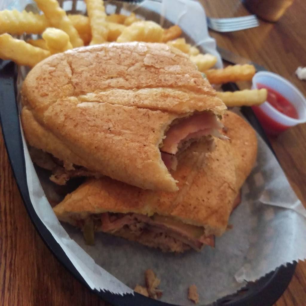 The Bistro at 219 | restaurant | 219 Main St S, Tifton, GA 31794, USA | 2293827997 OR +1 229-382-7997