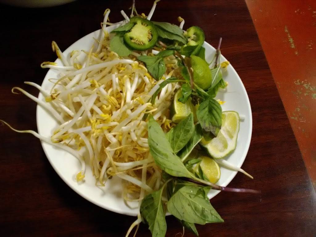 77 Asian kitchen | restaurant | 5560 Vineland Avenue C, North Hollywood, CA 91601, USA | 8189808777 OR +1 818-980-8777