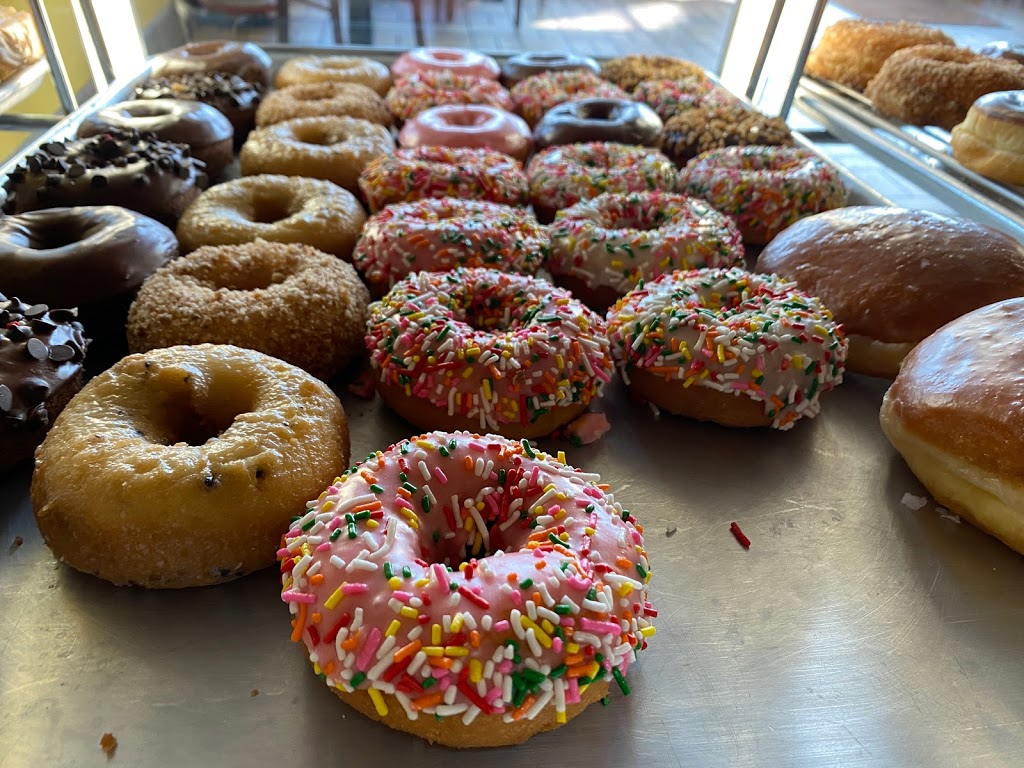 Freshh Donuts | bakery | 3810 Broad St # 4, San Luis Obispo, CA 93401, USA | 8057831244 OR +1 805-783-1244