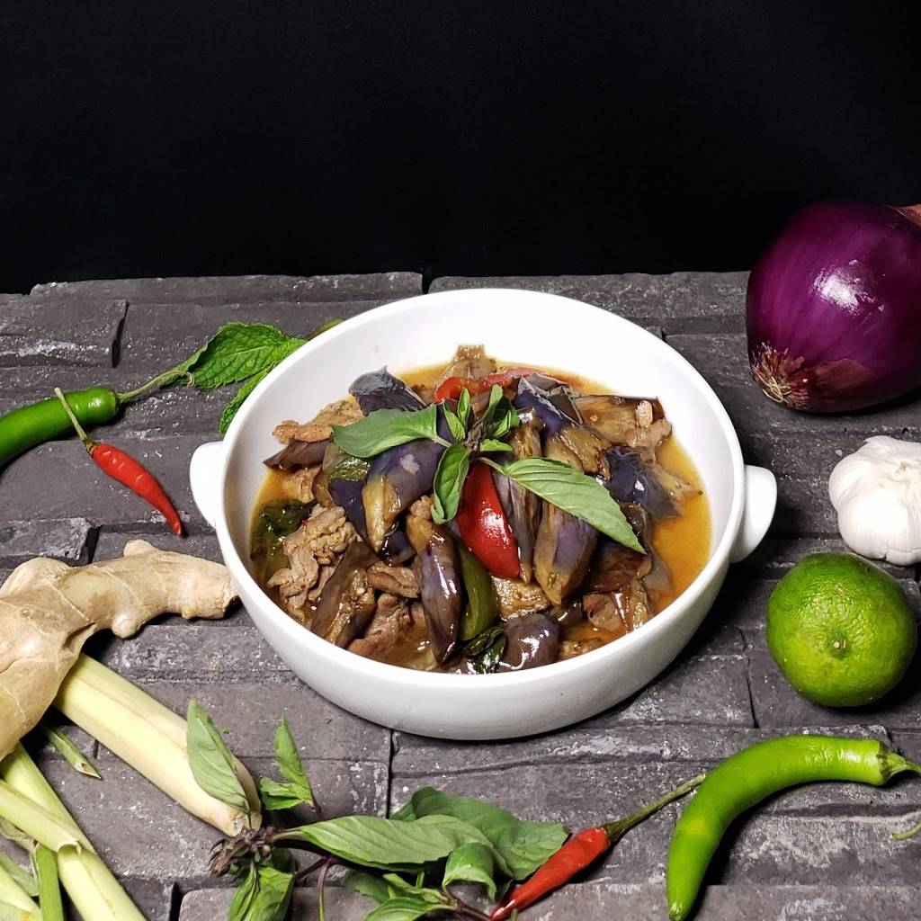 Boran Thai Kitchen | restaurant | 7815 Blue Diamond Rd Ste.105, Las Vegas, NV 89178, USA | 7028788080 OR +1 702-878-8080