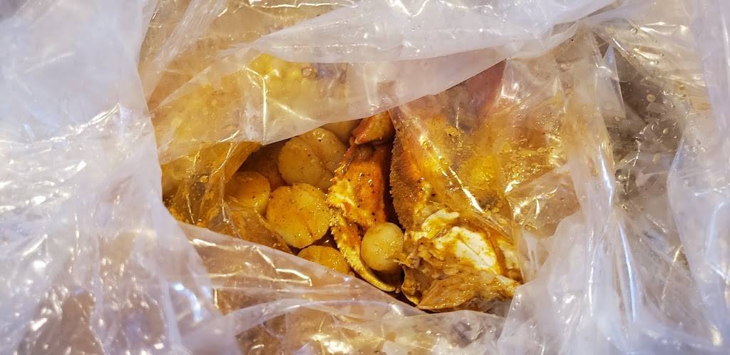 Hook & Reel Cajun Seafood and Bar | restaurant | 539 Lincoln St, Worcester, MA 01605, USA | 5088542999 OR +1 508-854-2999