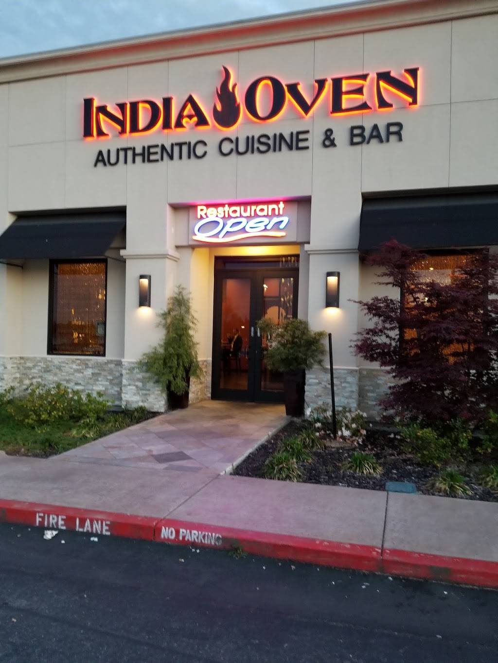 India Oven Citrus Heights | restaurant | 6105 Sunrise Vista Dr, Citrus Heights, CA 95610, USA | 9162490204 OR +1 916-249-0204