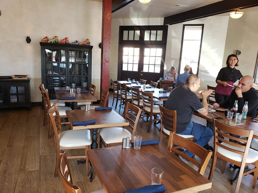 Kalinka Russian Cuisine | restaurant | 1714 Victory Blvd, Glendale, CA 91201, USA | 7472406868 OR +1 747-240-6868