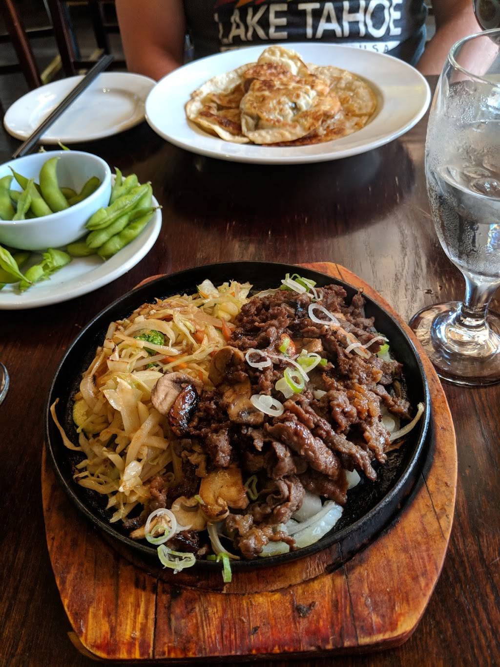 Gosu restaurant | restaurant | 2515 N California Ave, Chicago, IL 60647, USA | 7732767330 OR +1 773-276-7330