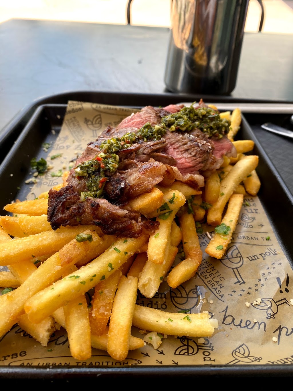 Un Pollo at The Doral Yard | restaurant | 8455 NW 53rd St Suite 106, Doral, FL 33166, USA | 7868676556 OR +1 786-867-6556