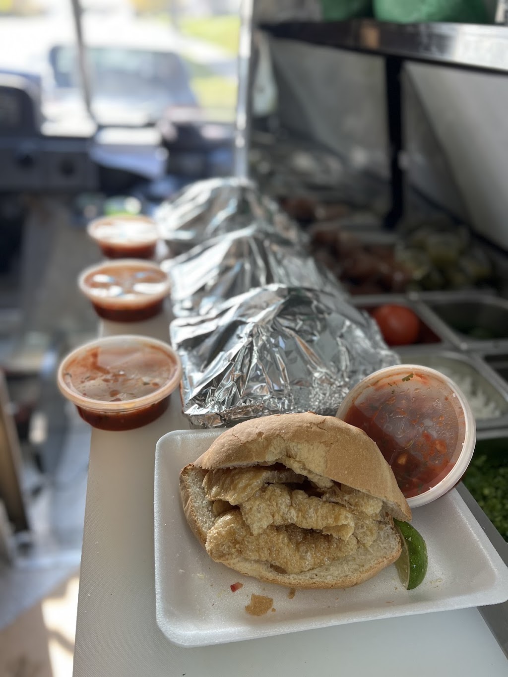 Tacos la Fiera | restaurant | 4743 South 13th Street, Milwaukee, WI 53221, USA | 4147087585 OR +1 414-708-7585