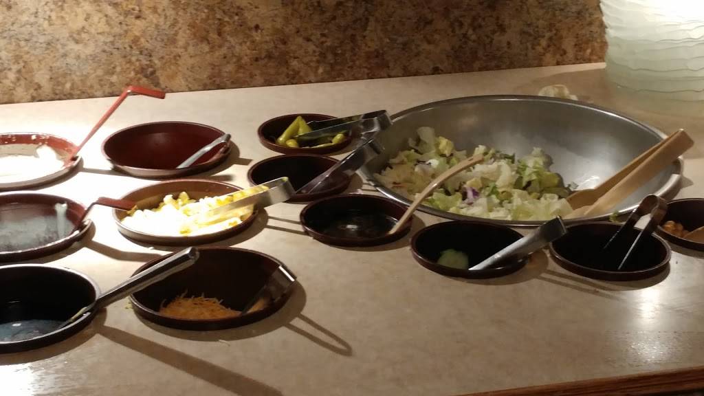 Mr Zs | restaurant | 601 Burnell Rd, Riley, MI 48041, USA | 8103923070 OR +1 810-392-3070