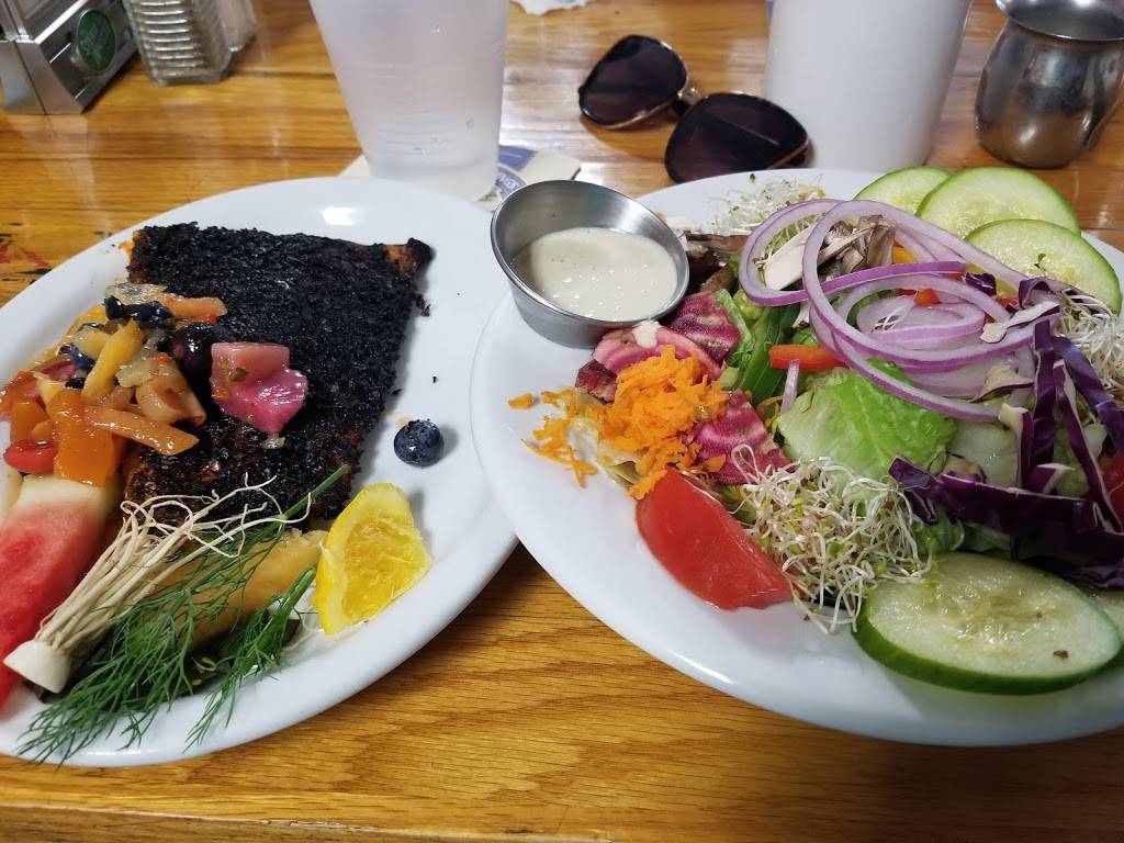 Teds Range Road Diner | restaurant | Grey Rd 112, Meaford, ON N4L 1W5, Canada | 5195381788 OR +1 519-538-1788