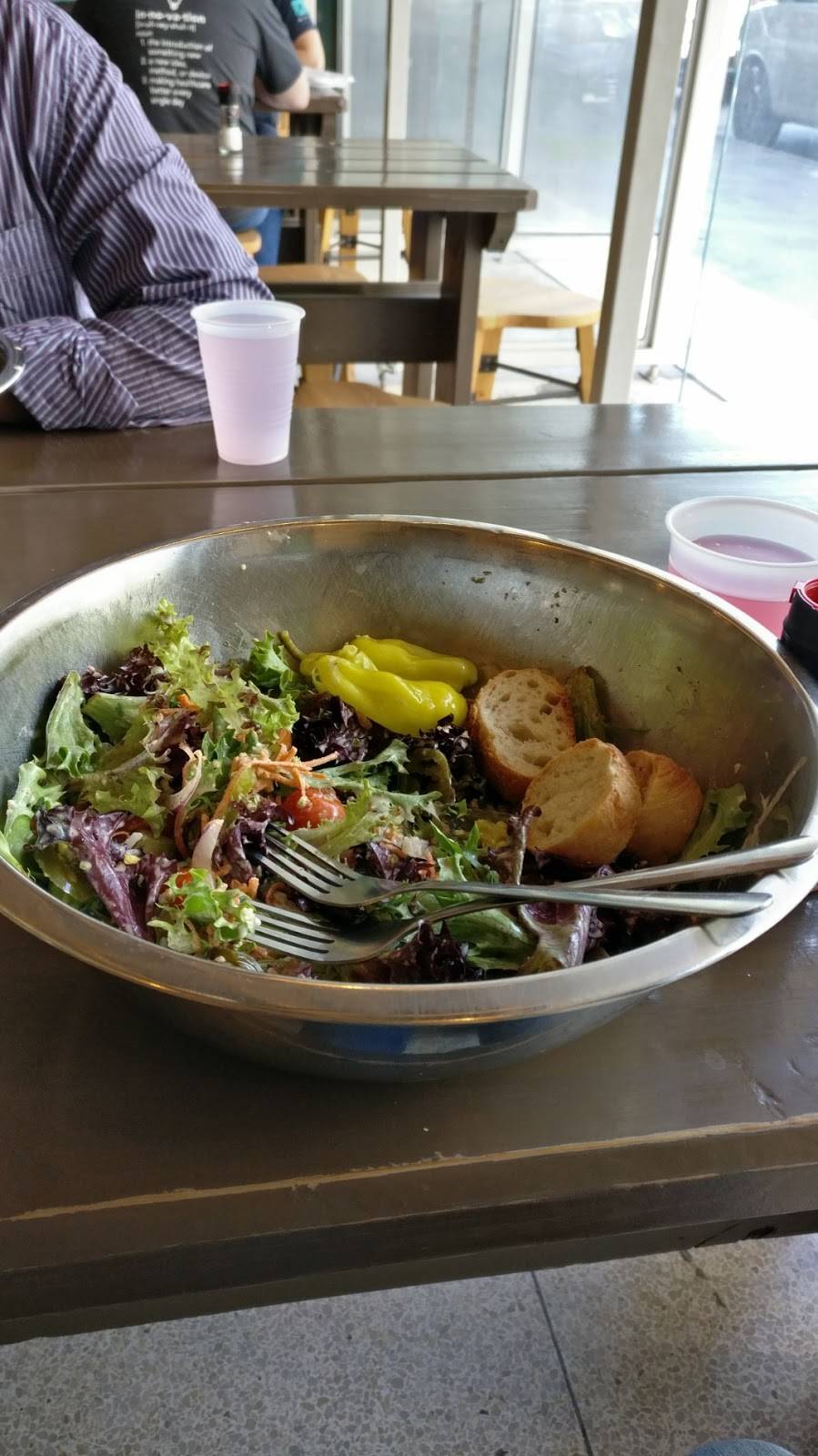 Leaf | restaurant | 115 W 6th St, Austin, TX 78701, USA | 5124745323 OR +1 512-474-5323