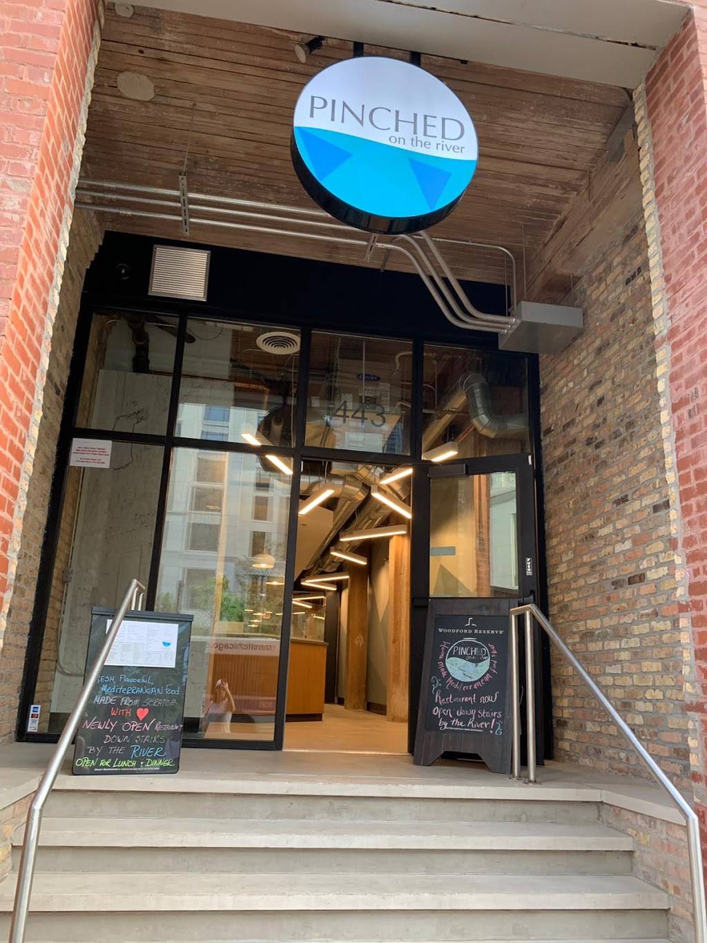 Pinched on the River | restaurant | 443 E Illinois St, Chicago, IL 60611, USA | 3125263883 OR +1 312-526-3883