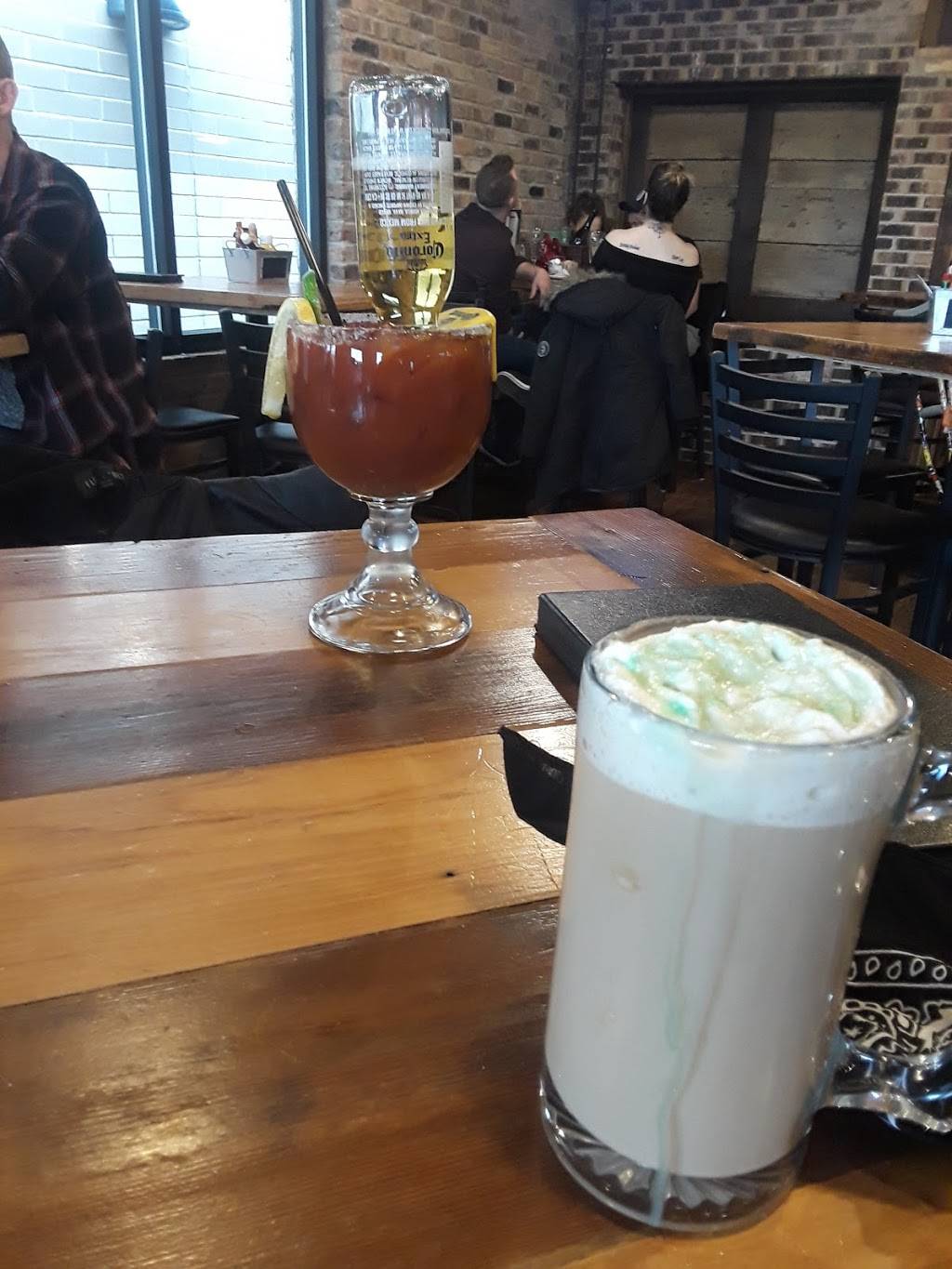 Firewater Saloon - Mount Greenwood | restaurant | 3908 W 111th St, Chicago, IL 60655, USA | 7739415625 OR +1 773-941-5625