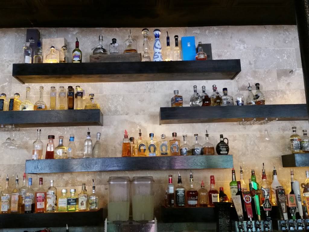 Yucatan Taco Stand | restaurant | 909 W Magnolia Ave #10, Fort Worth, TX 76104, USA | 8179248646 OR +1 817-924-8646