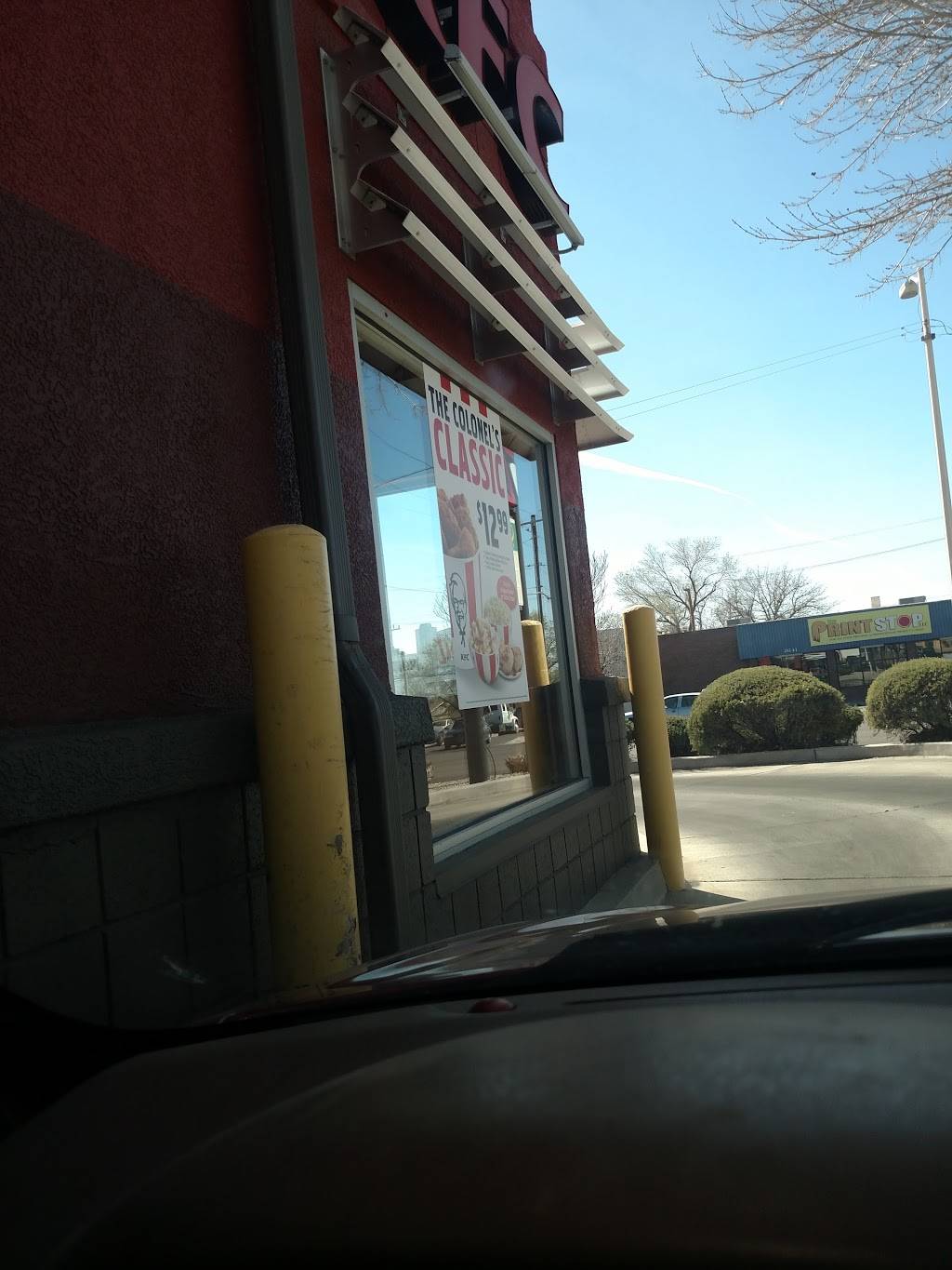 KFC | restaurant | 2636 San Mateo Blvd NE, Albuquerque, NM 87110, USA | 5058841117 OR +1 505-884-1117