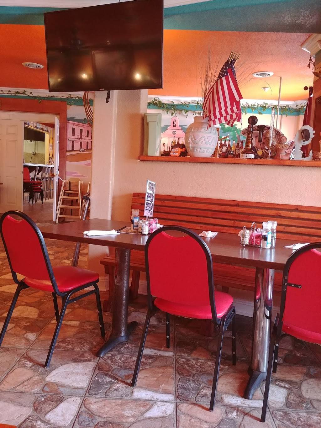 Palacios Mexican Restaurant | restaurant | 511 Main St, Palacios, TX 77465, USA | 3619722766 OR +1 361-972-2766