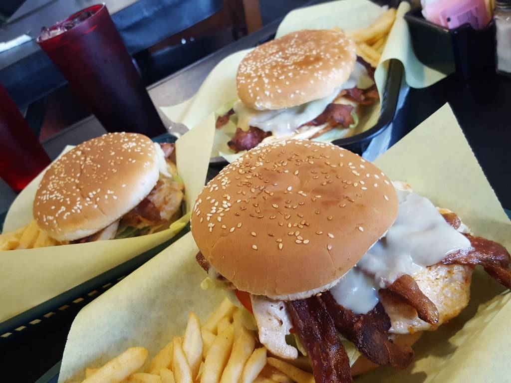 BLTs Restaurant | restaurant | 41799 Big Bear Blvd, Big Bear Lake, CA 92315, USA | 9098666659 OR +1 909-866-6659