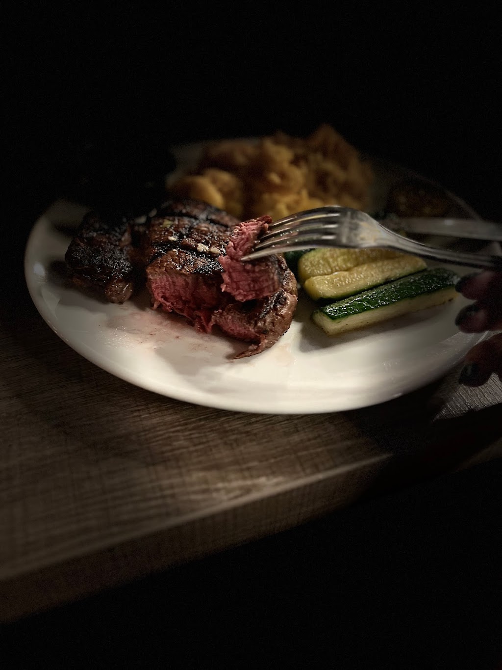 Torches | restaurant | 256 Petaluma Blvd N, Petaluma, CA 94952, USA | 7075593631 OR +1 707-559-3631