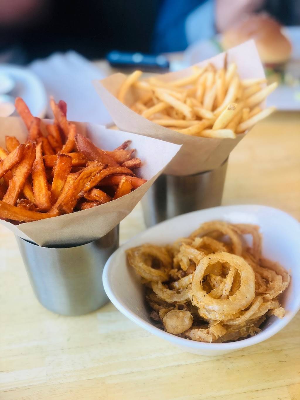 The Counter | restaurant | 7127 E Shea Blvd, Scottsdale, AZ 85254, USA | 4803624800 OR +1 480-362-4800