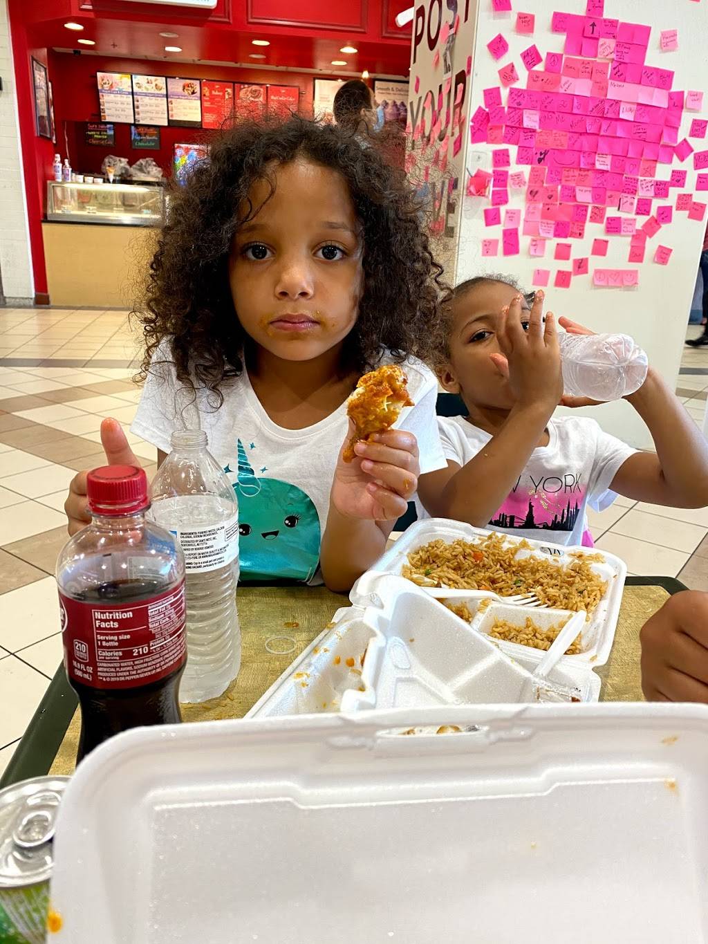 WING WORK | restaurant | 2200 W War Memorial Dr, Peoria, IL 61613, USA | 3094316805 OR +1 309-431-6805