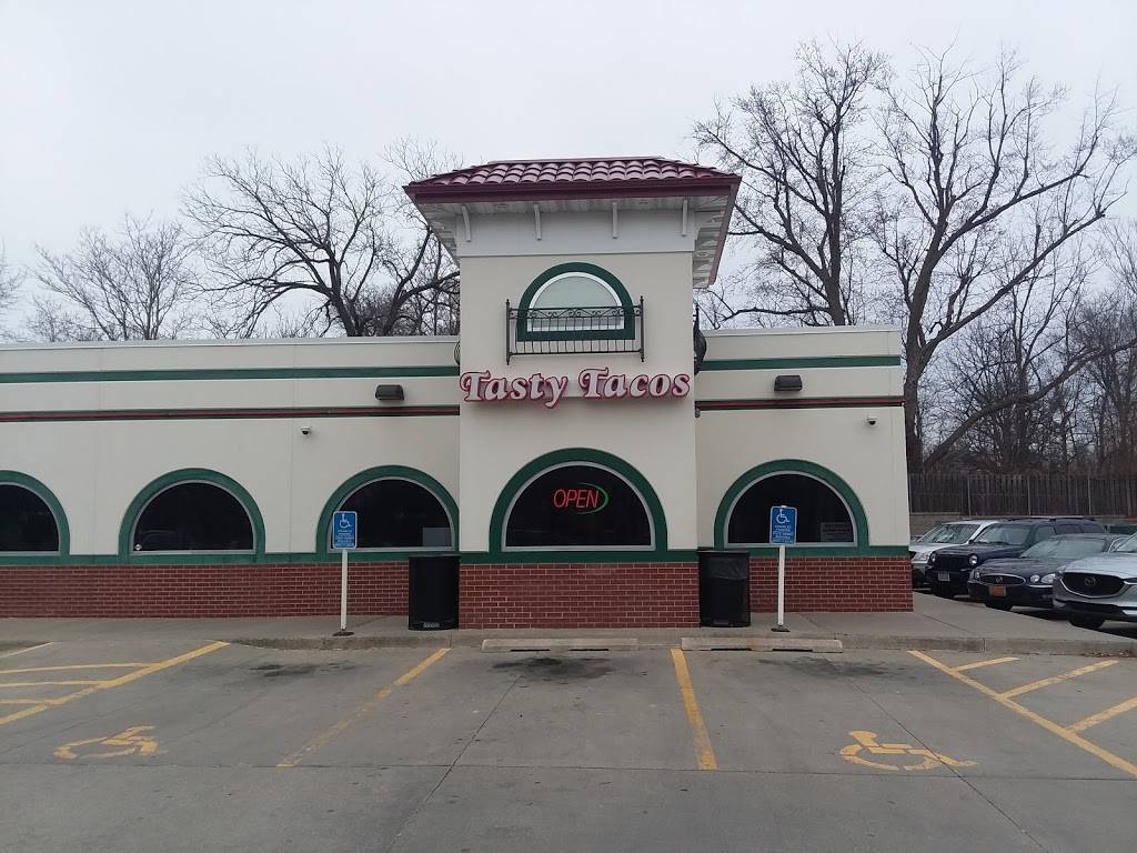 Tasty Tacos | restaurant | 2900 E Euclid Ave, Des Moines, IA 50317, USA | 5152621100 OR +1 515-262-1100