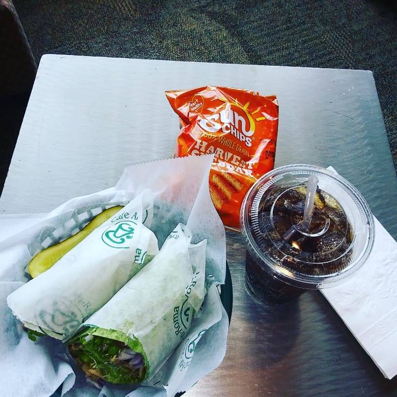 Cafe Ah-Roma | restaurant | 2230 Euclid Ave, Cleveland, OH 44115, USA | 2167718700 OR +1 216-771-8700