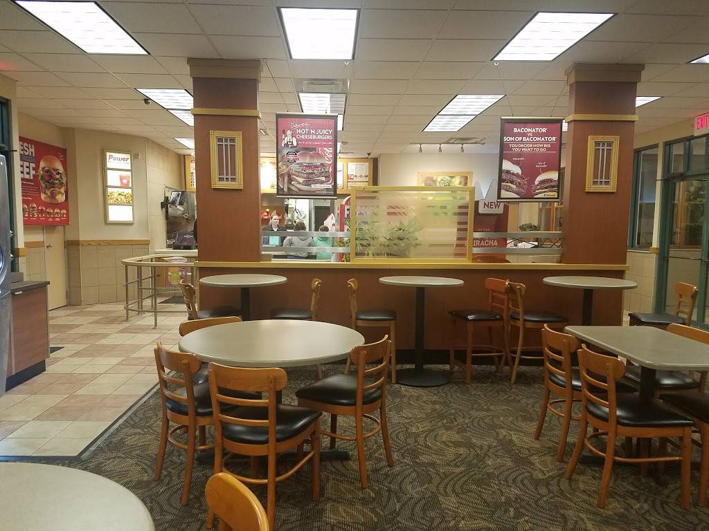 Wendys | restaurant | 23050 Broadway, Oakwood, OH 44146, USA | 4402329009 OR +1 440-232-9009