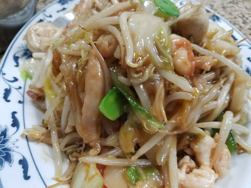 Wahs Golden Hen | restaurant | 709 N Virgil Ave, Los Angeles, CA 90029, USA | 3236610093 OR +1 323-661-0093