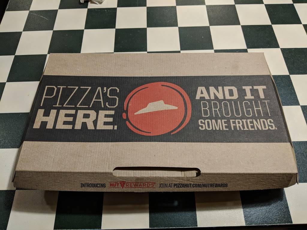 Pizza Hut | restaurant | 409 N Mattis Ave, Champaign, IL 61821, USA | 2173598807 OR +1 217-359-8807