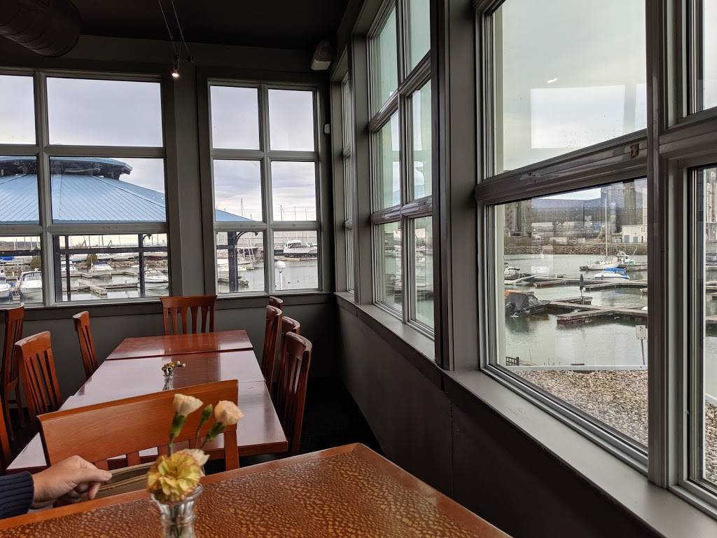 Don Cherrys Sports Grill | restaurant | 3 Marina Dr, Port Colborne, ON L3K 6C6, Canada | 9058341500 OR +1 905-834-1500