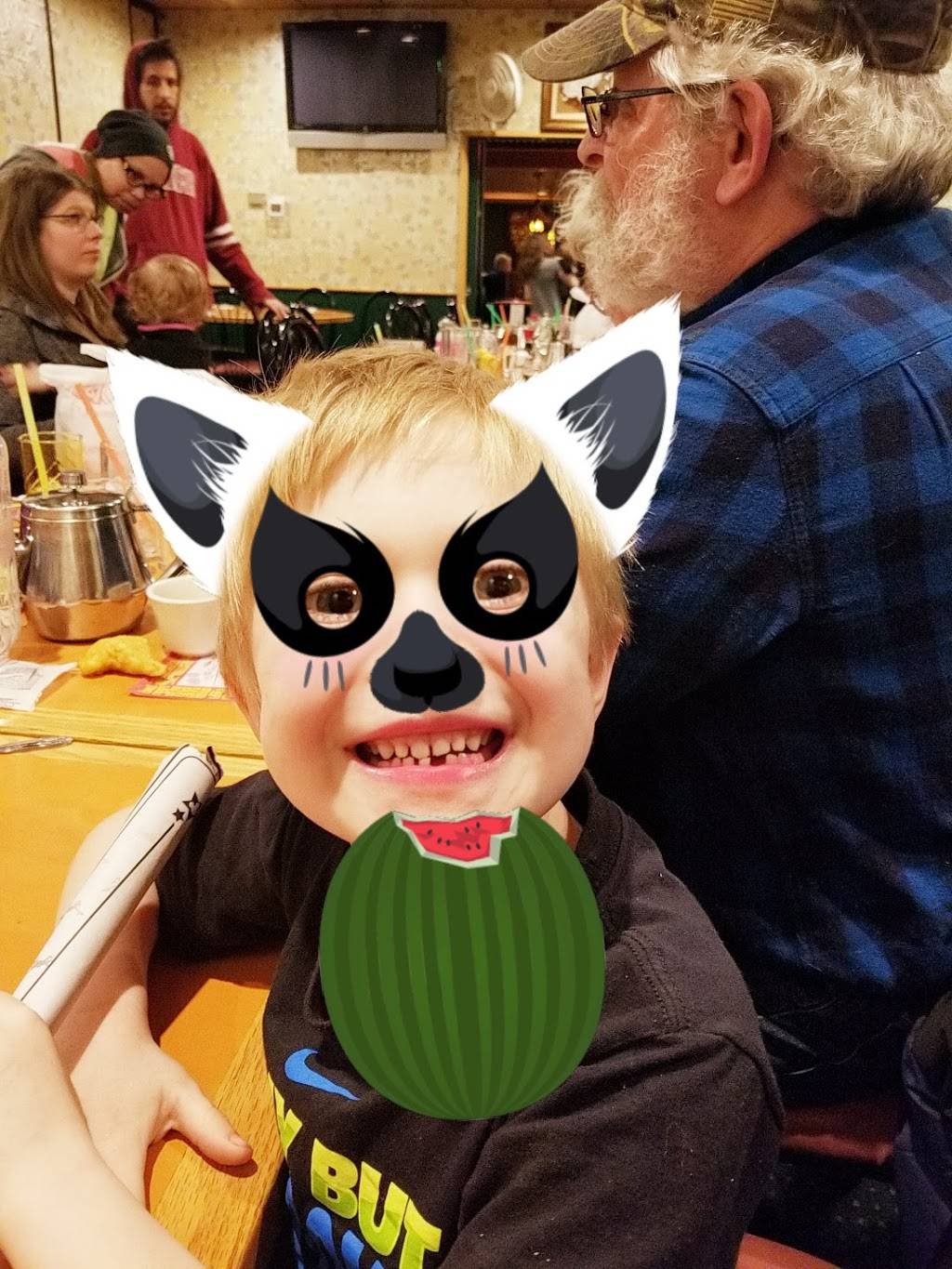 Four Seasons restaurant | restaurant | 820 Griffin Ave, Enumclaw, WA 98022, USA | 3608256541 OR +1 360-825-6541