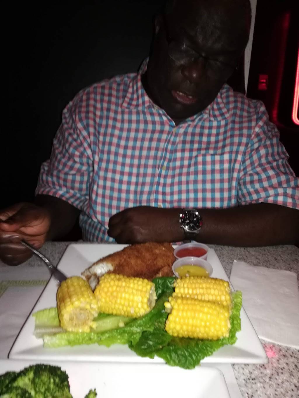 Champagne Cafe | cafe | 21 E Chelten Ave, Philadelphia, PA 19144, USA | 2158497366 OR +1 215-849-7366