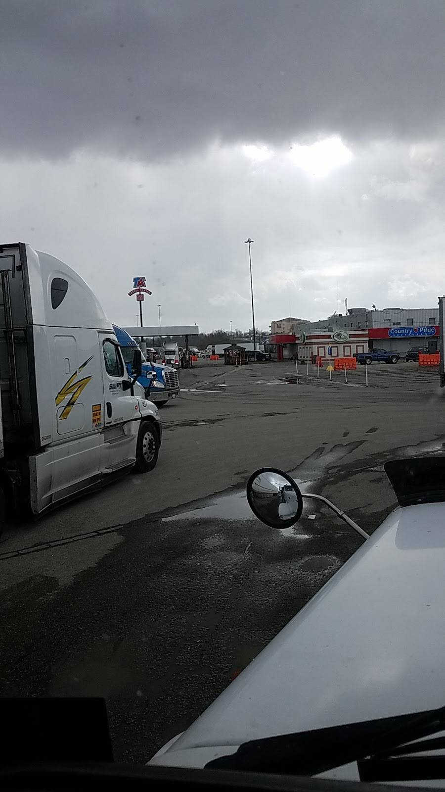 TA Wheeling | restaurant | 270 W Alexander Rd, Valley Grove, WV 26060, USA | 3045471521 OR +1 304-547-1521