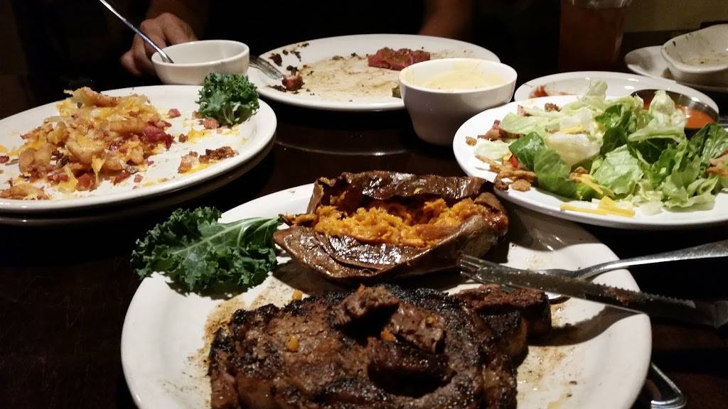 Cast Iron Steak House | restaurant | 1207 E Market St, Jeffersonville, IN 47130, USA | 8125902298 OR +1 812-590-2298