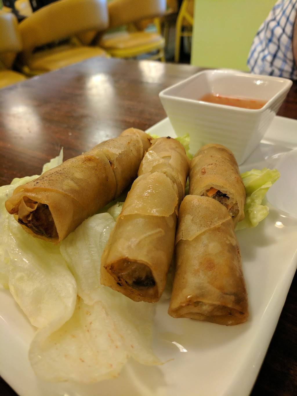 Pho Viet | restaurant | 104 St Paul St, Baltimore, MD 21202, USA | 4102441428 OR +1 410-244-1428