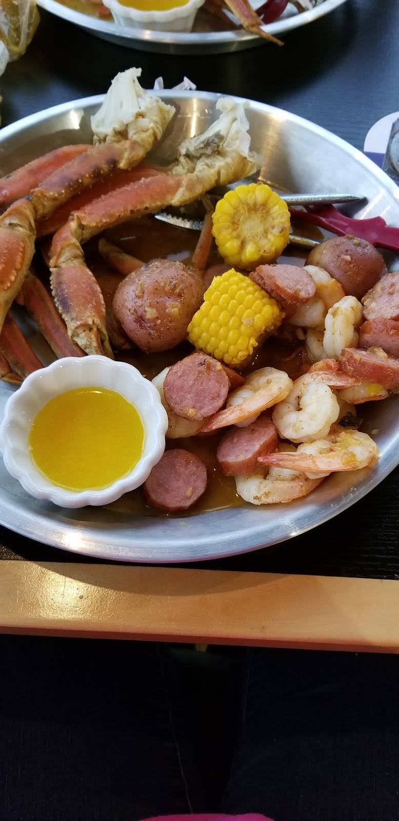 Asian Cajun Seafood Company | restaurant | 937 N Detroit St, Warsaw, IN 46580, USA | 5742672977 OR +1 574-267-2977