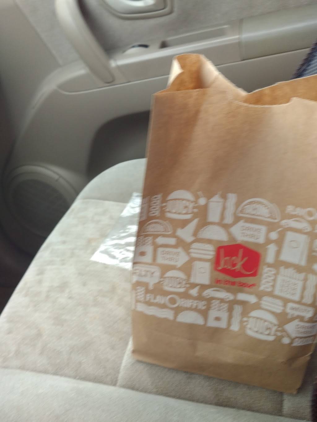Jack in the Box | restaurant | 1250 Lake Woodlands Dr, The Woodlands, TX 77380, USA | 2813634143 OR +1 281-363-4143