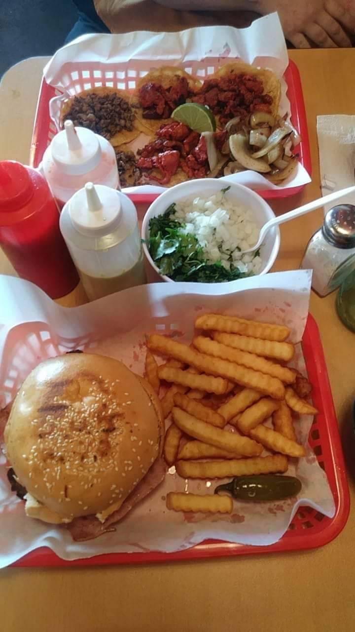 Tacos & Hamburguesas Maikol | restaurant | 3560 Spencer Hwy, Pasadena, TX 77504, USA | 8325381653 OR +1 832-538-1653
