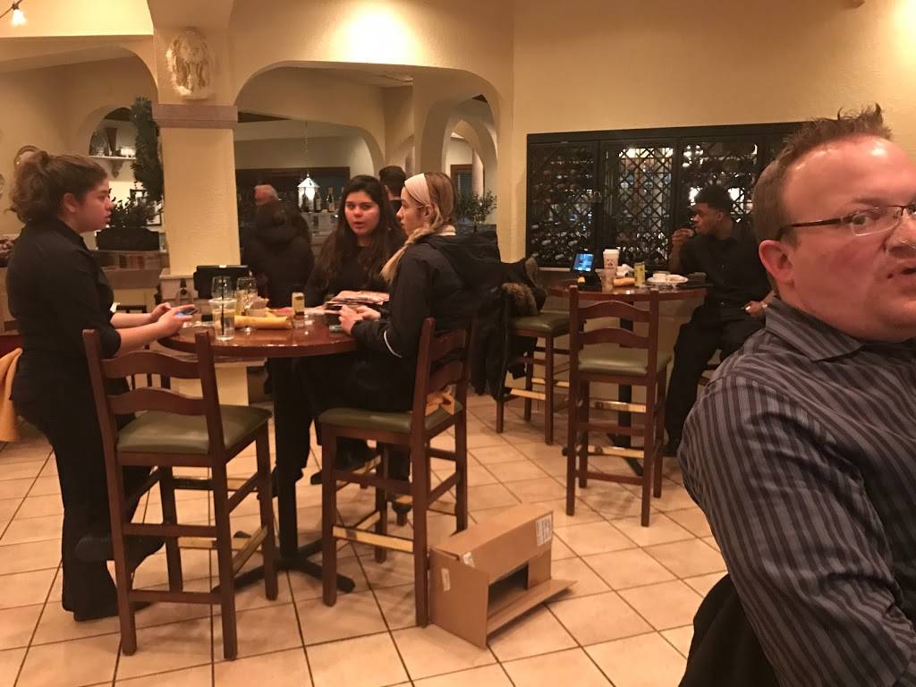 Olive Garden Italian Restaurant | meal takeaway | 800 N 8th St, West Dundee, IL 60118, USA | 8474281981 OR +1 847-428-1981