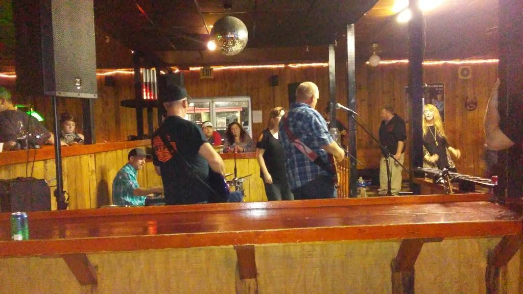 Shannies Bar and Grill | restaurant | 1909 W Main St, Danville, VA 24541, USA | 4348572280 OR +1 434-857-2280