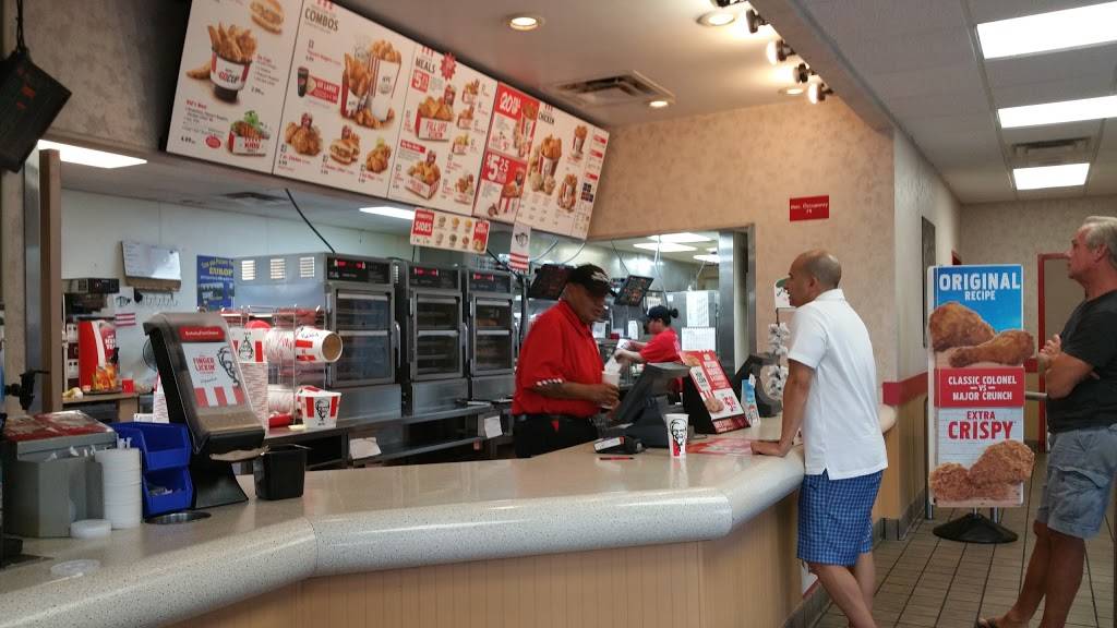 KFC | restaurant | 4050 E Bell Rd, Phoenix, AZ 85032, USA | 6024046498 OR +1 602-404-6498