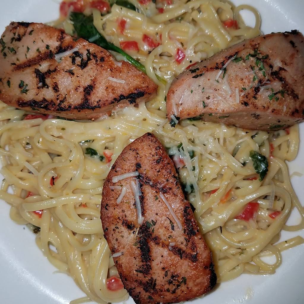 Madigans Waterfront | restaurant | 201 Mill St, Occoquan, VA 22125, USA | 7034946373 OR +1 703-494-6373