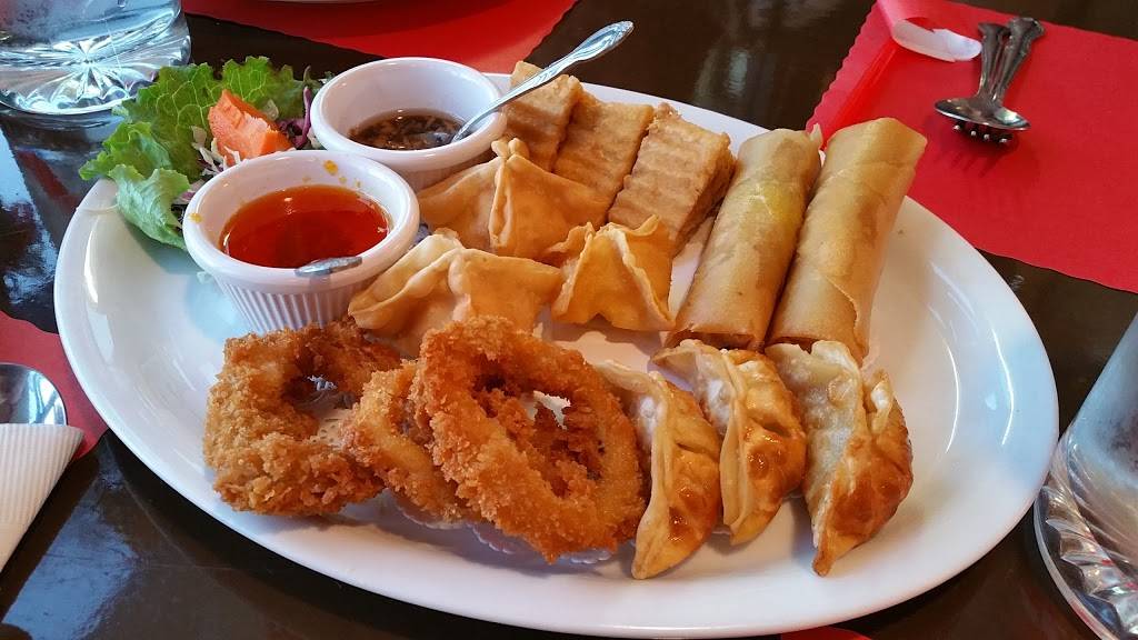 Thai Thai Restaurant | restaurant | 1717 E Vista Way, Vista, CA 92084, USA | 7606439333 OR +1 760-643-9333