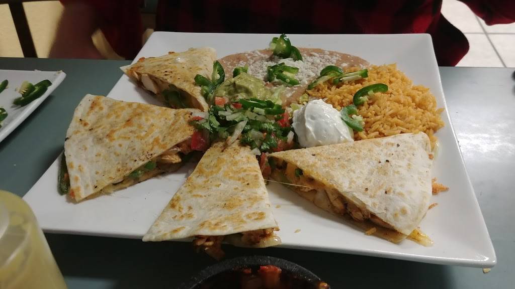 El Bucanas Taqueria | restaurant | 900 Meridian Ave E #25, Milton, WA 98354, USA | 2535177822 OR +1 253-517-7822