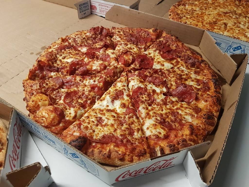 Dominos Pizza | meal delivery | 1272 Yonge St, Toronto, ON M4T 1W5, Canada | 4166402003 OR +1 416-640-2003