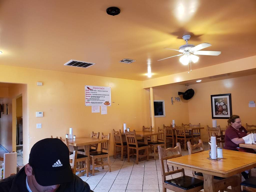 Chavas Mexican Restaurant | restaurant | 301 N Main St, Yale, OK 74085, USA | 9183872203 OR +1 918-387-2203