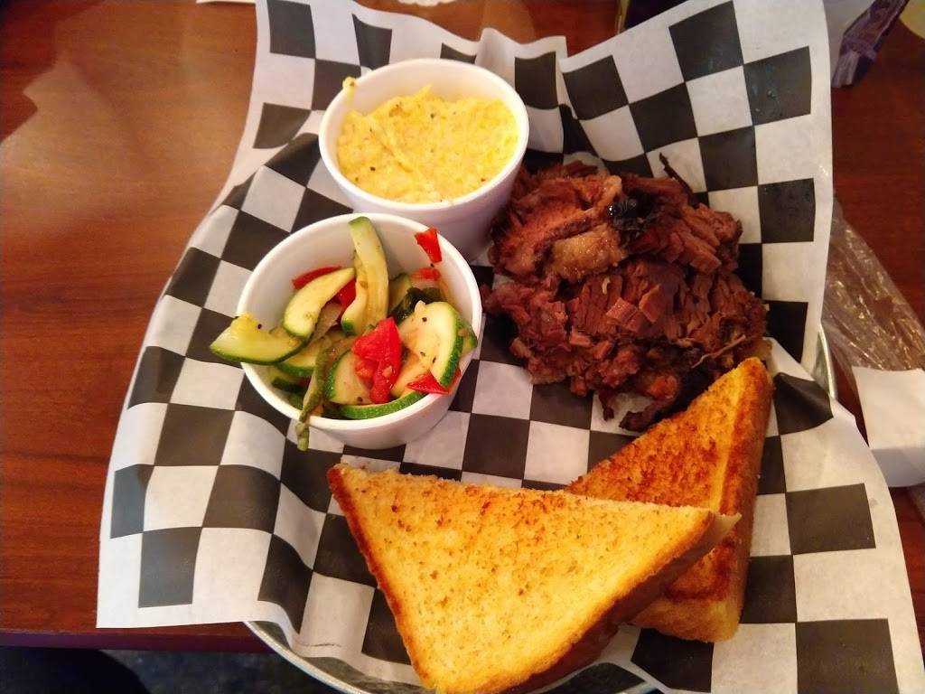 Rusted Silo Southern BBQ & Brew House | restaurant | 411 N State St, Lizton, IN 46149, USA | 3179946145 OR +1 317-994-6145