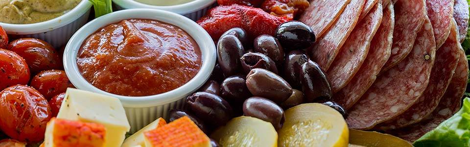 Stage Deli Restaurant | restaurant | 6873 Orchard Lake Rd, West Bloomfield Township, MI 48322, USA | 2488556622 OR +1 248-855-6622