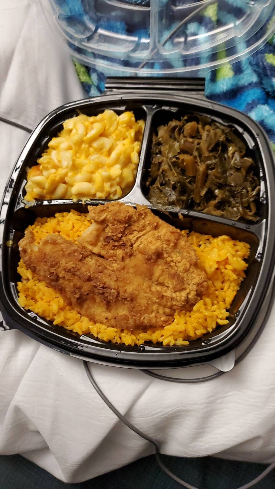 Lillie Maes Southern Cafe | meal takeaway | 3745 N 50th St, Tampa, FL 33619, USA | 8135444188 OR +1 813-544-4188