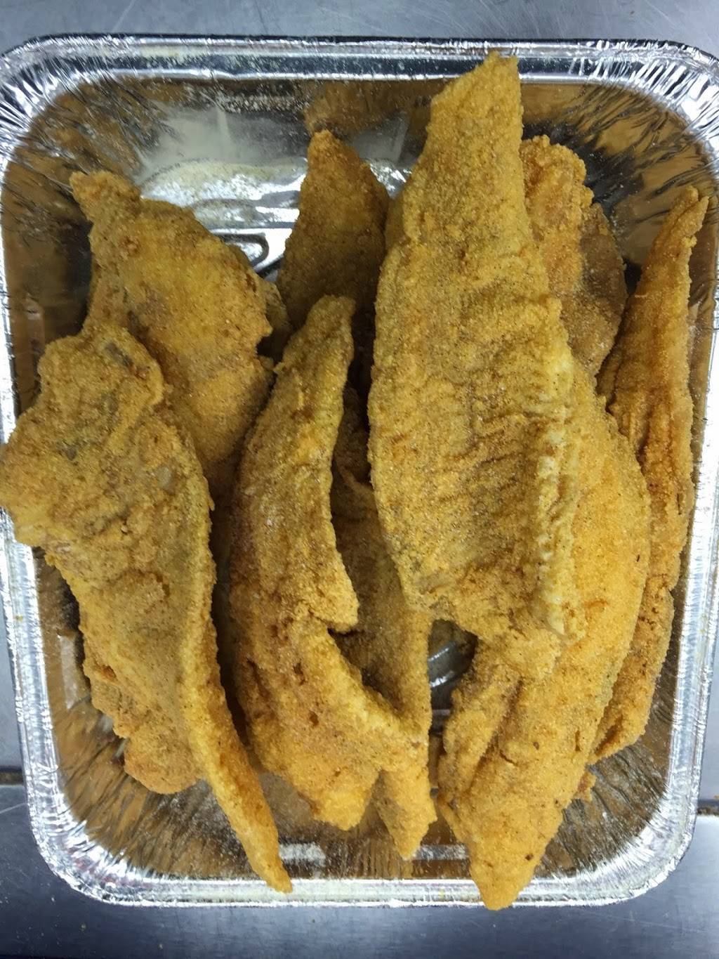 Ny Chicken & Fish | restaurant | 6501 Landover Rd, Cheverly, MD 20785, USA | 3013221554 OR +1 301-322-1554